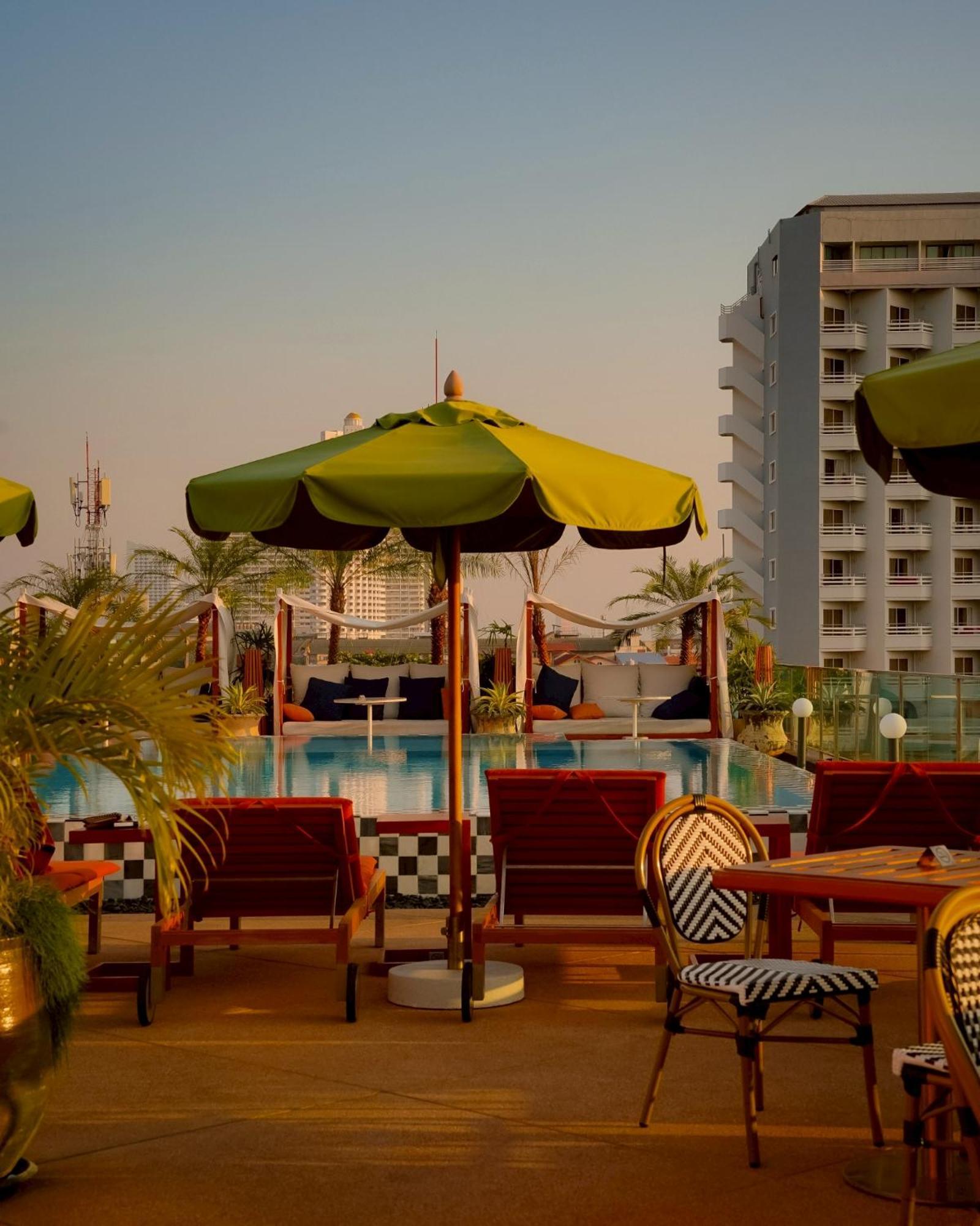 Hotel Tribe Pattaya Sha Certificated Extérieur photo
